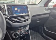 Peugeot 208 Hatchback 1,2 l 61 kw