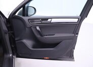 Volkswagen Touareg 13