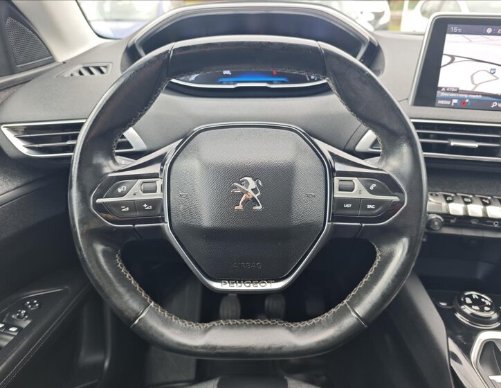 Peugeot 3008 SUV / Terénní 2,0 l 110 kw