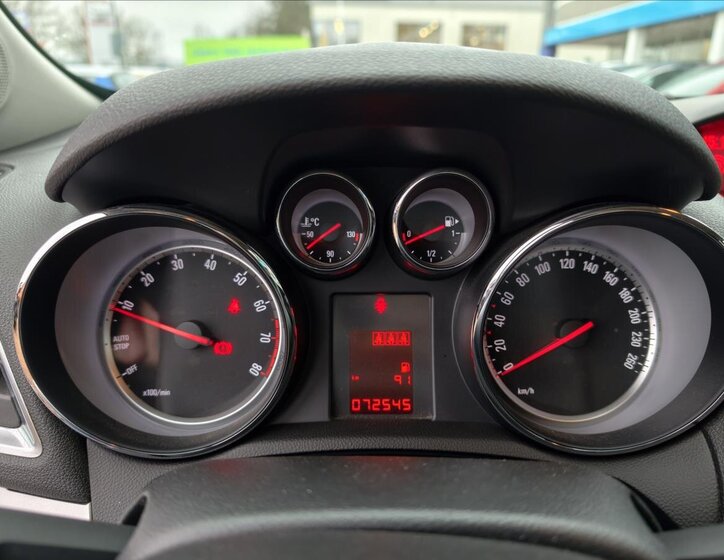 Opel Mokka SUV 1,6 l 83 kw