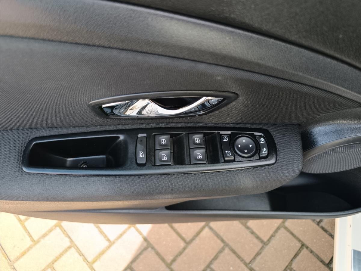 Renault Fluence Sedan 1,6 l 82 kw