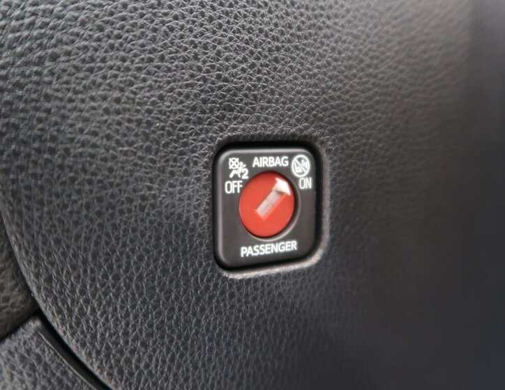 Toyota C-HR SUV / Terénní 2,0 l 112 kw