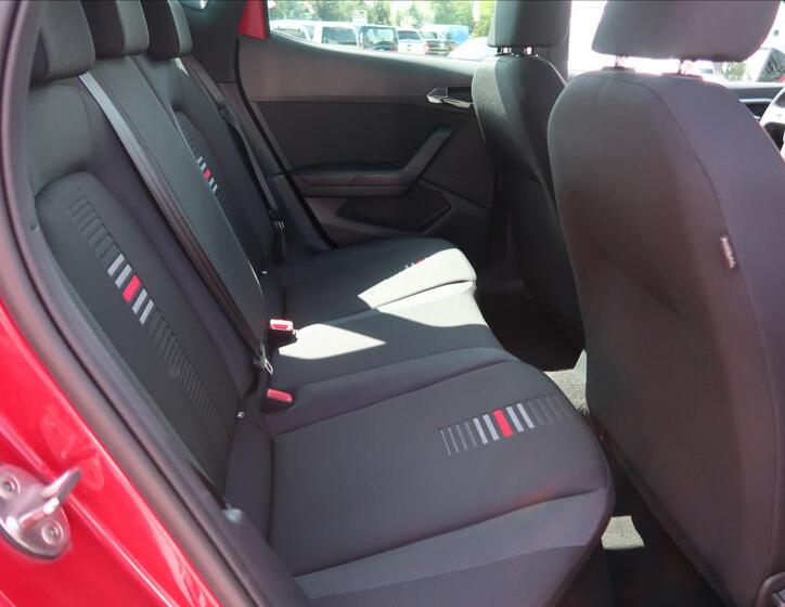 Seat Arona 22