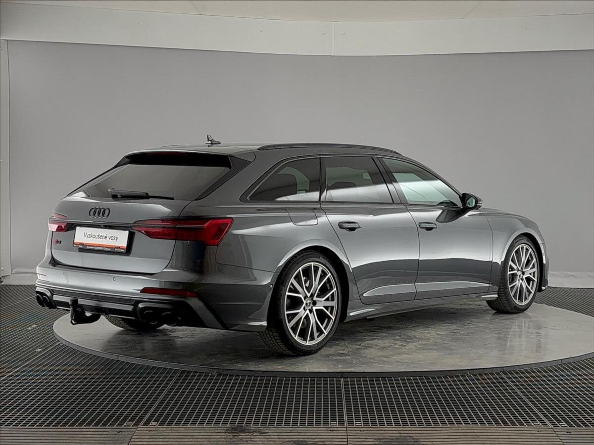 Audi S6 Kombi 3,0 l 253 kw