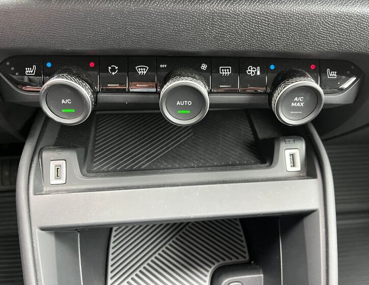 Citroën C4 SUV / Terénní 1,2 l 96 kw