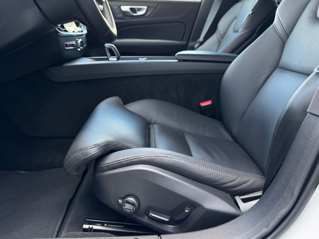 Volvo V60 Kombi 2,0 l 145 kw