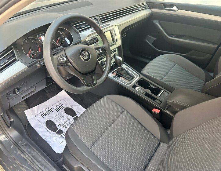 Volkswagen Passat Kombi 2,0 l 110 kw