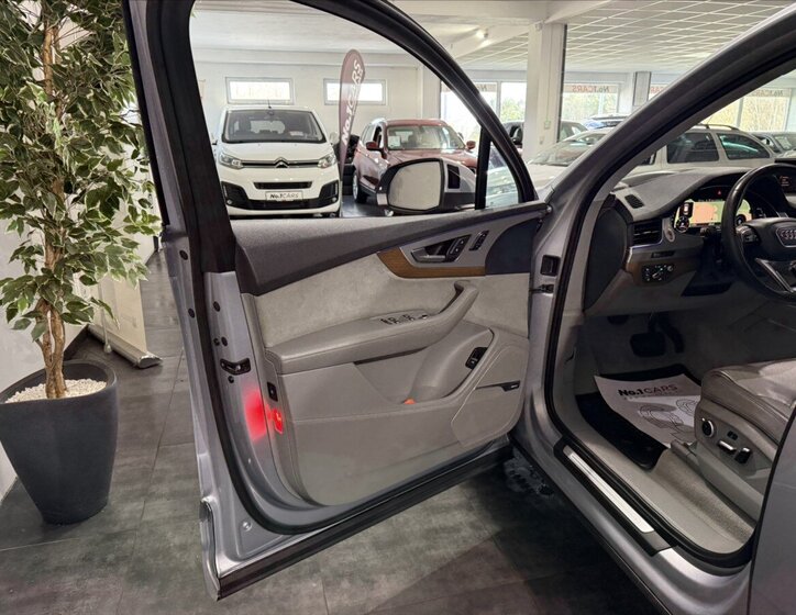 Audi Q7 SUV / Terénní 3,0 l 200 kw