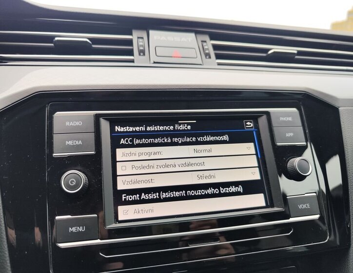 Volkswagen Passat 19