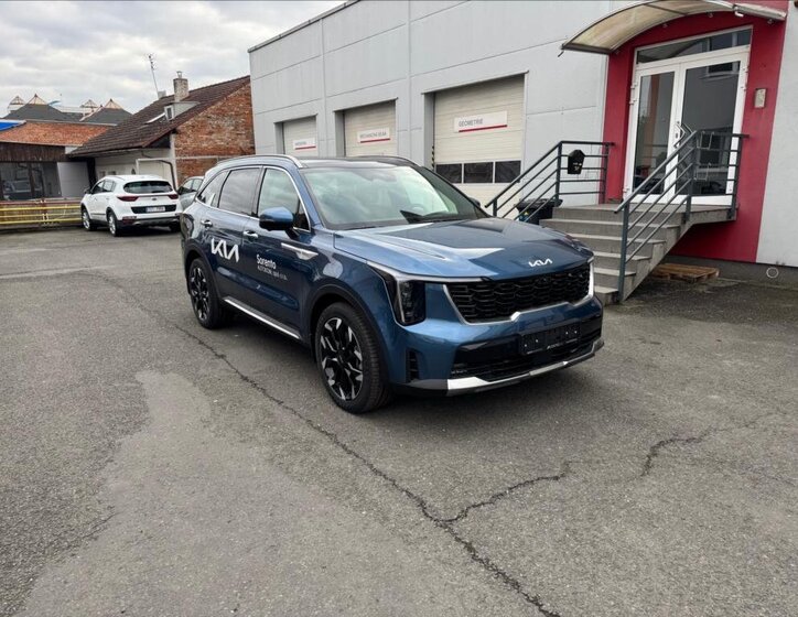 KIA Sorento SUV / Terénní 2,2 l 142 kw