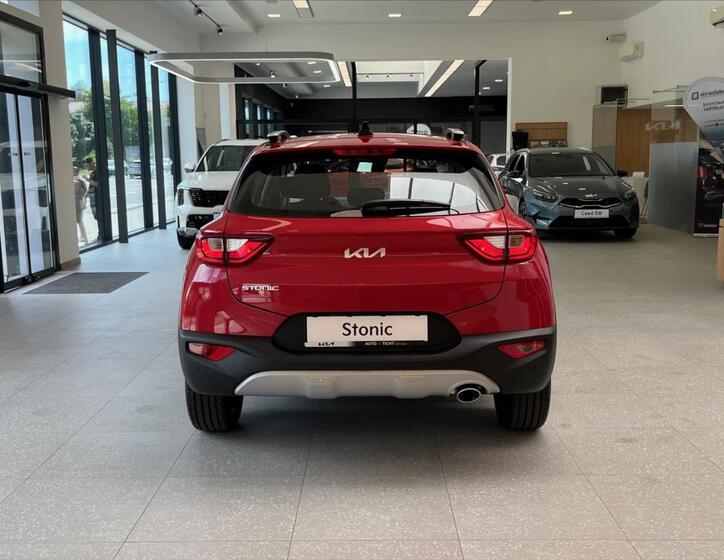 KIA Stonic 6