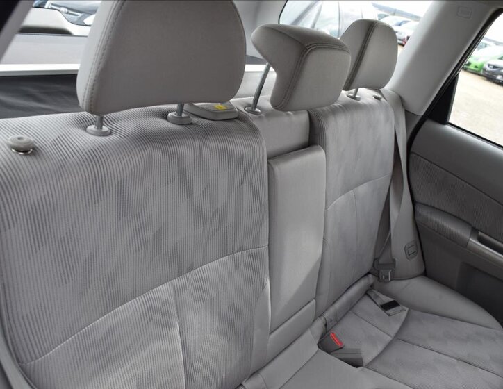 Subaru Forester SUV 2,0 l 110 kw