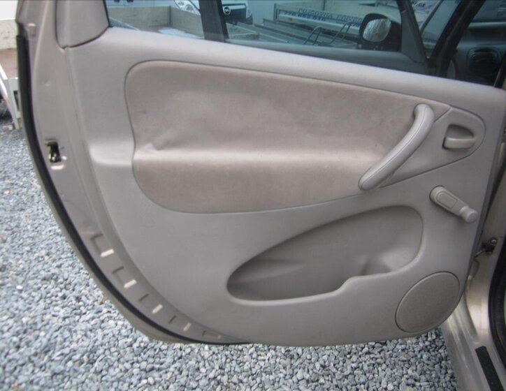 Citroën Xsara Picasso Kombi 1,6 l 80 kw