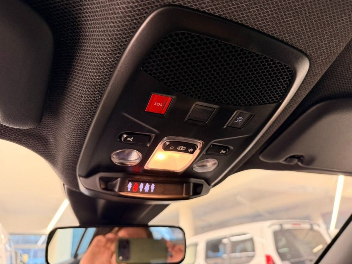 Jeep Avenger Hatchback 1,2 l 74 kw