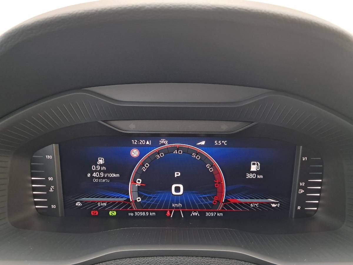 Škoda Karoq SUV / Terénní 1,5 l 110 kw