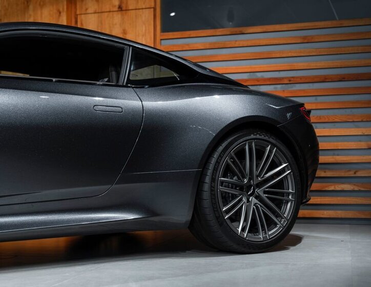 Aston Martin Ostatní 4