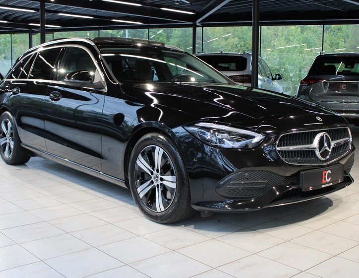 Mercedes-Benz Třídy C Kombi 2,0 l 147 kw