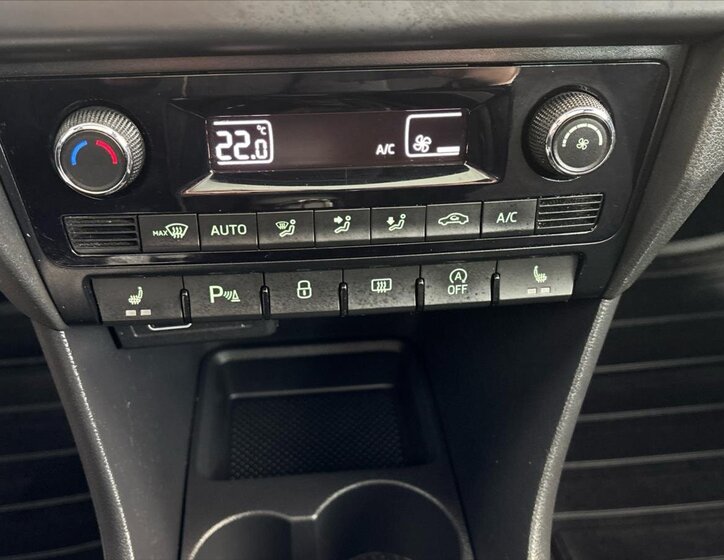 Škoda Rapid Hatchback 999,0 81 kw