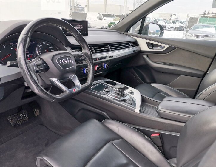 Audi Q7 SUV 3,0 l 200 kw