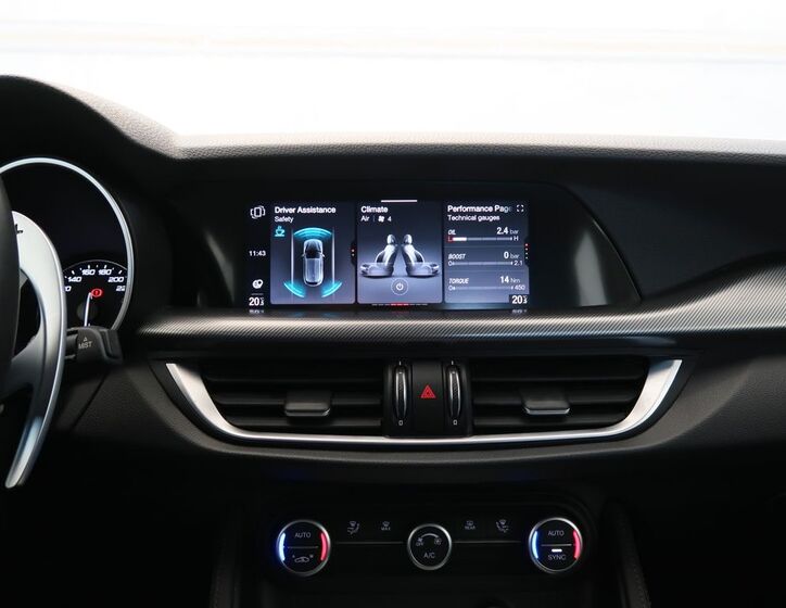 Alfa Romeo Stelvio 28