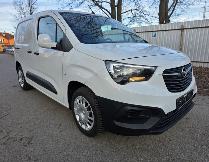 Opel Combo Skříň 1,5 l 75 kw