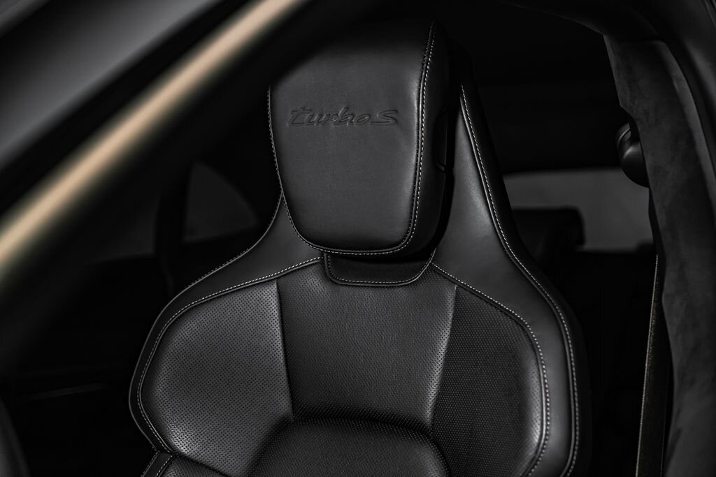 Porsche Taycan Kombi 0,0 640 kw