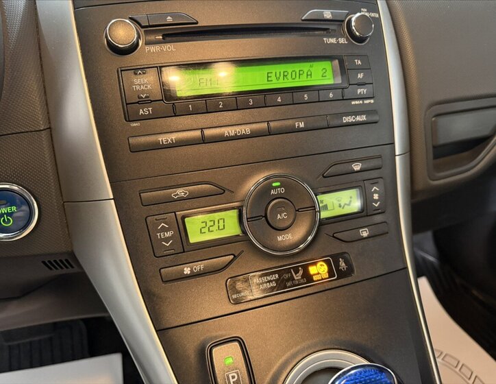 Toyota Auris Hatchback 1,8 l 73 kw