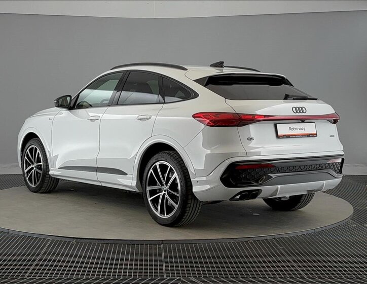 Audi Q5 SUV / Terénní 2,0 l 150 kw