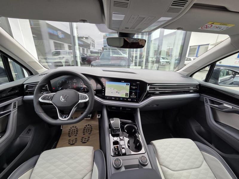 Volkswagen Touareg SUV 3,0 l 210 kw