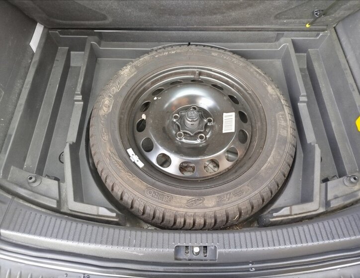 Volkswagen Touran MPV 1,9 l 77 kw