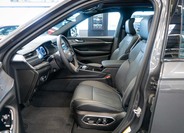 Jeep Grand Cherokee 16