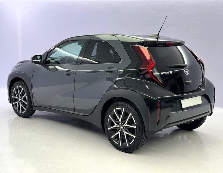 Toyota Aygo Hatchback 1,5 l 85 kw