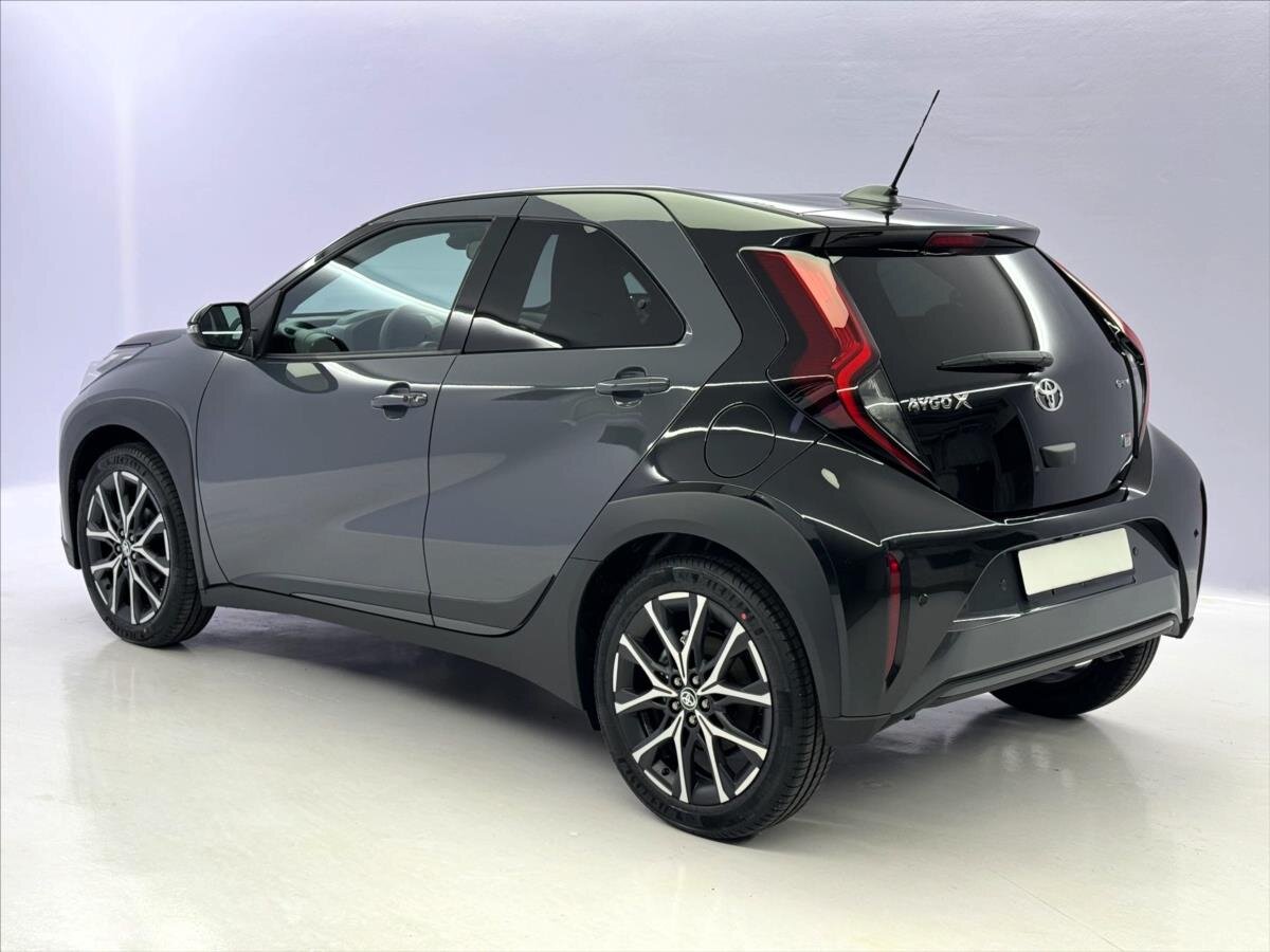 Toyota Aygo Hatchback 1,5 l 85 kw