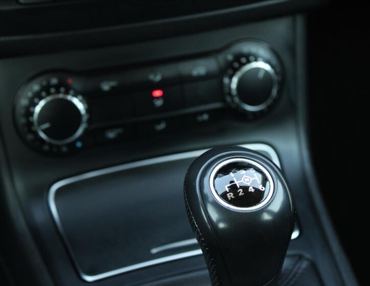 Mercedes-Benz Třídy B MPV 1,5 l 80 kw