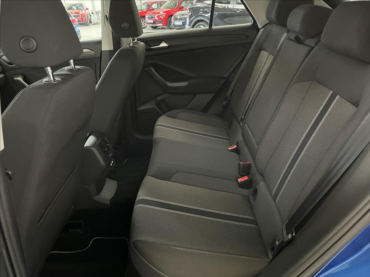 Volkswagen T-Roc SUV 1,5 l 110 kw