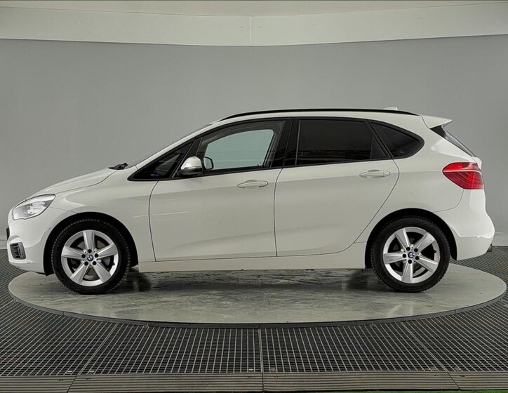 BMW Řada 2 Kombi 1,5 l 100 kw