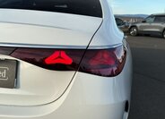 Mercedes-Benz Třídy E Sedan / Limuzína 2,0 l 145 kw