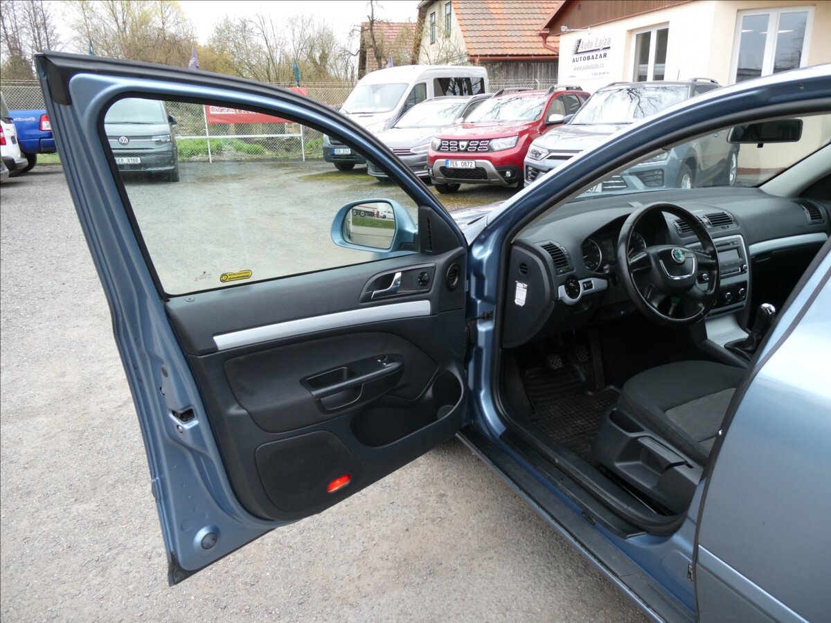 Škoda Octavia Sedan / Limuzína 1,6 l 75 kw