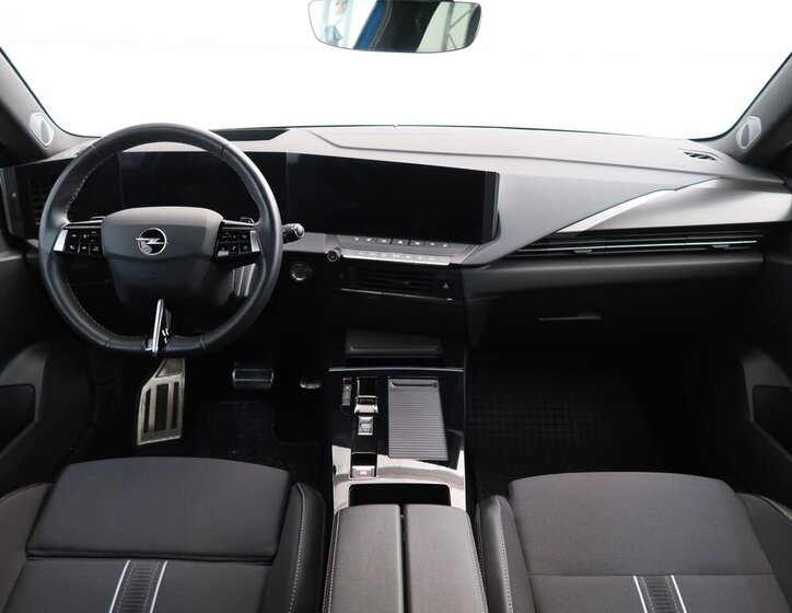 Opel Astra Kombi 1,5 l 96 kw