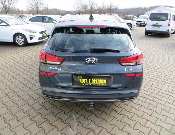 Hyundai i30 Kombi 1,6 l 85 kw