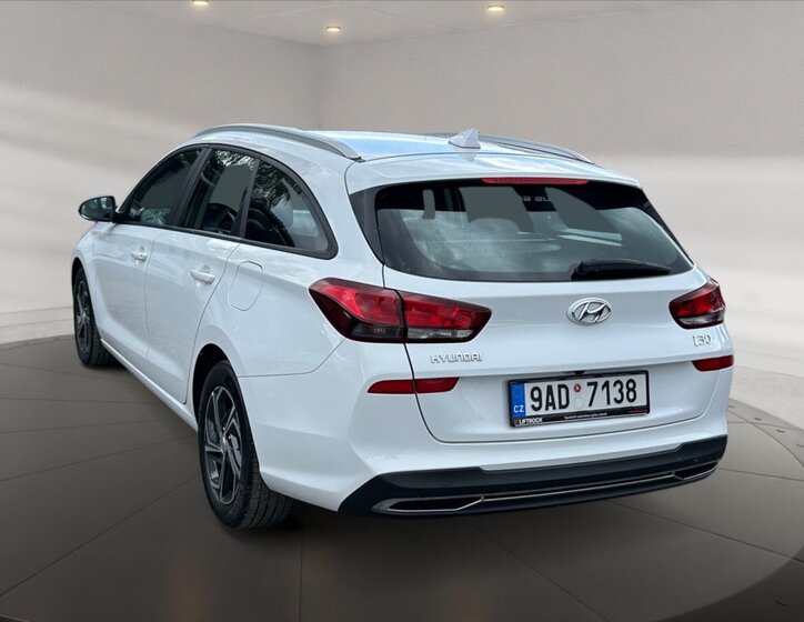 Hyundai i30 Kombi 998,0 88 kw