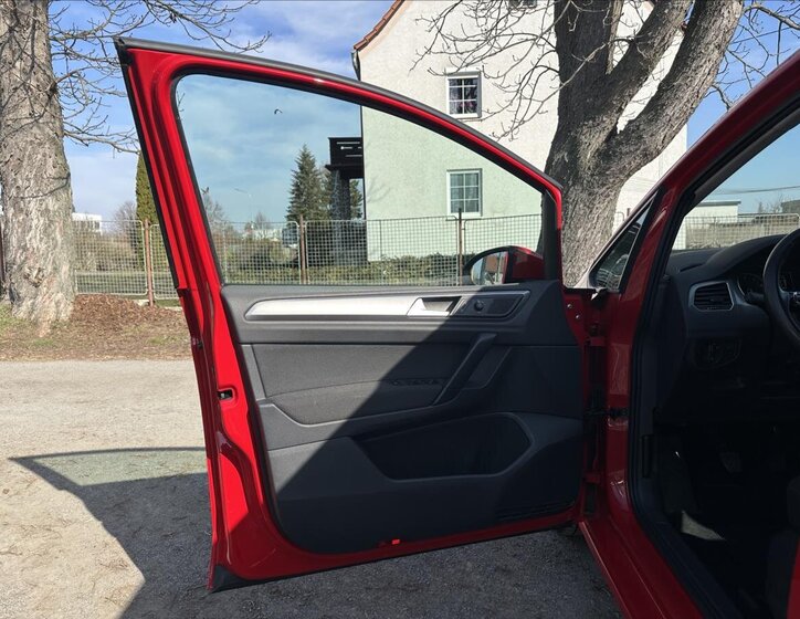 Volkswagen Golf Sportsvan MPV 1,4 l 92 kw