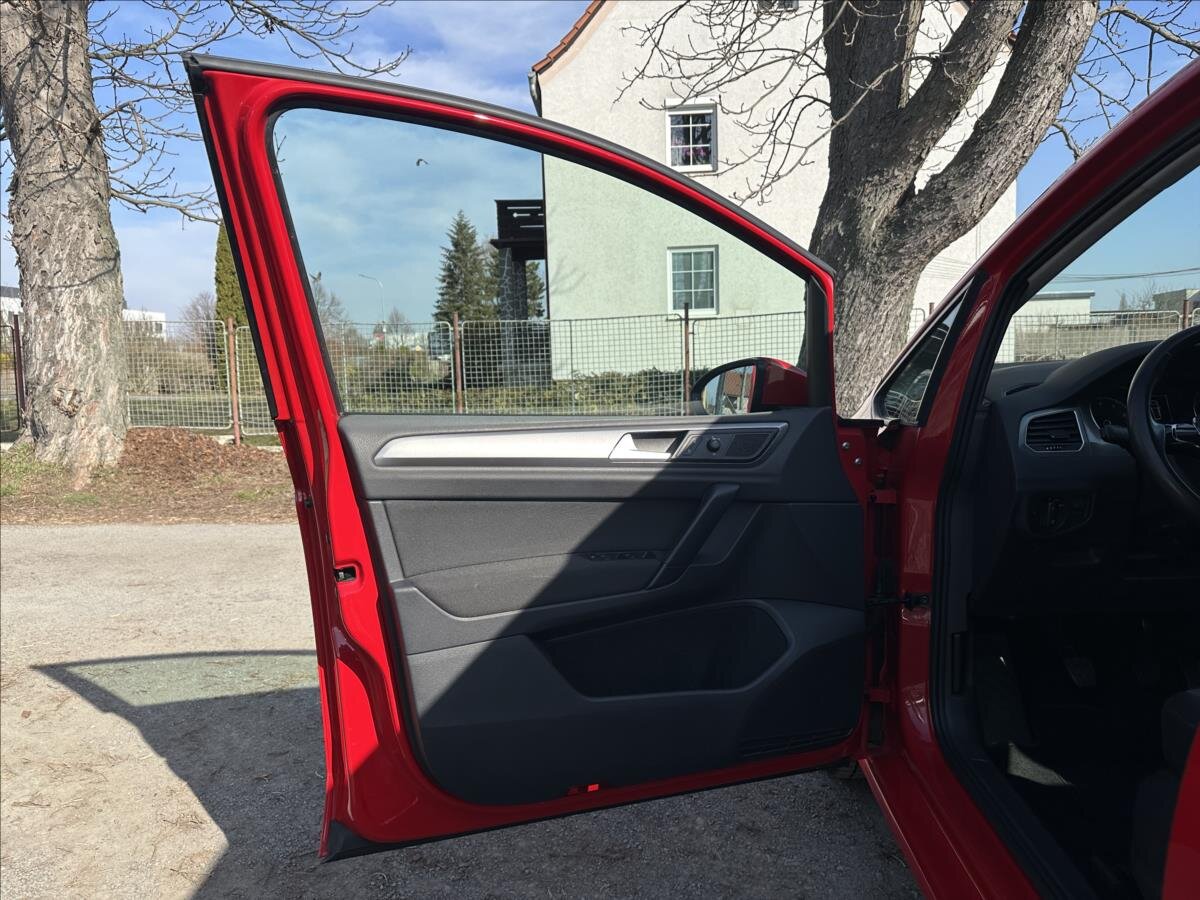 Volkswagen Golf Sportsvan MPV 1,4 l 92 kw