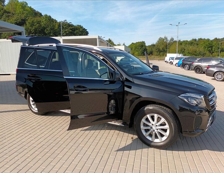 Mercedes-Benz GLS SUV / Terénní 3,0 l 190 kw