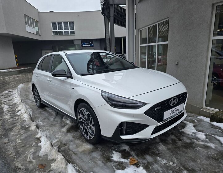 Hyundai i30 Hatchback 1,5 l 70 kw