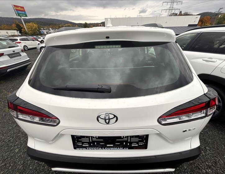 Toyota Corolla Cross SUV 1,8 l 103 kw