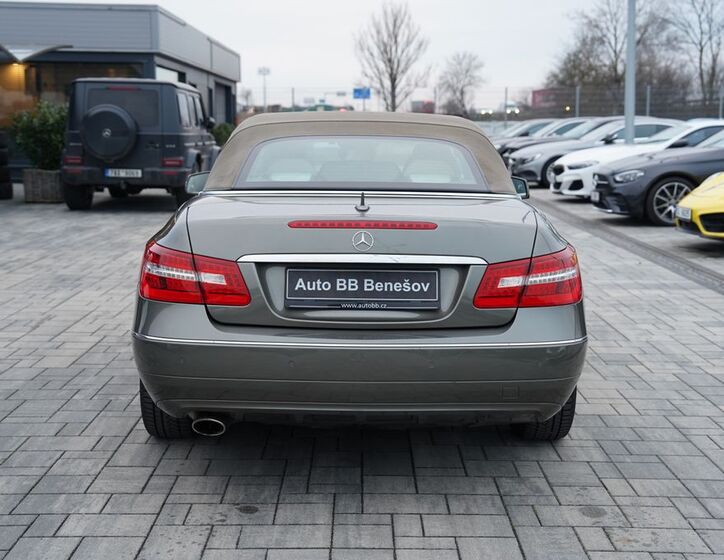 Mercedes-Benz Třídy E 5
