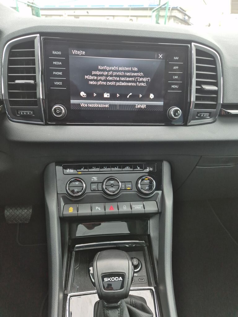 Škoda Karoq SUV 1,5 l 110 kw