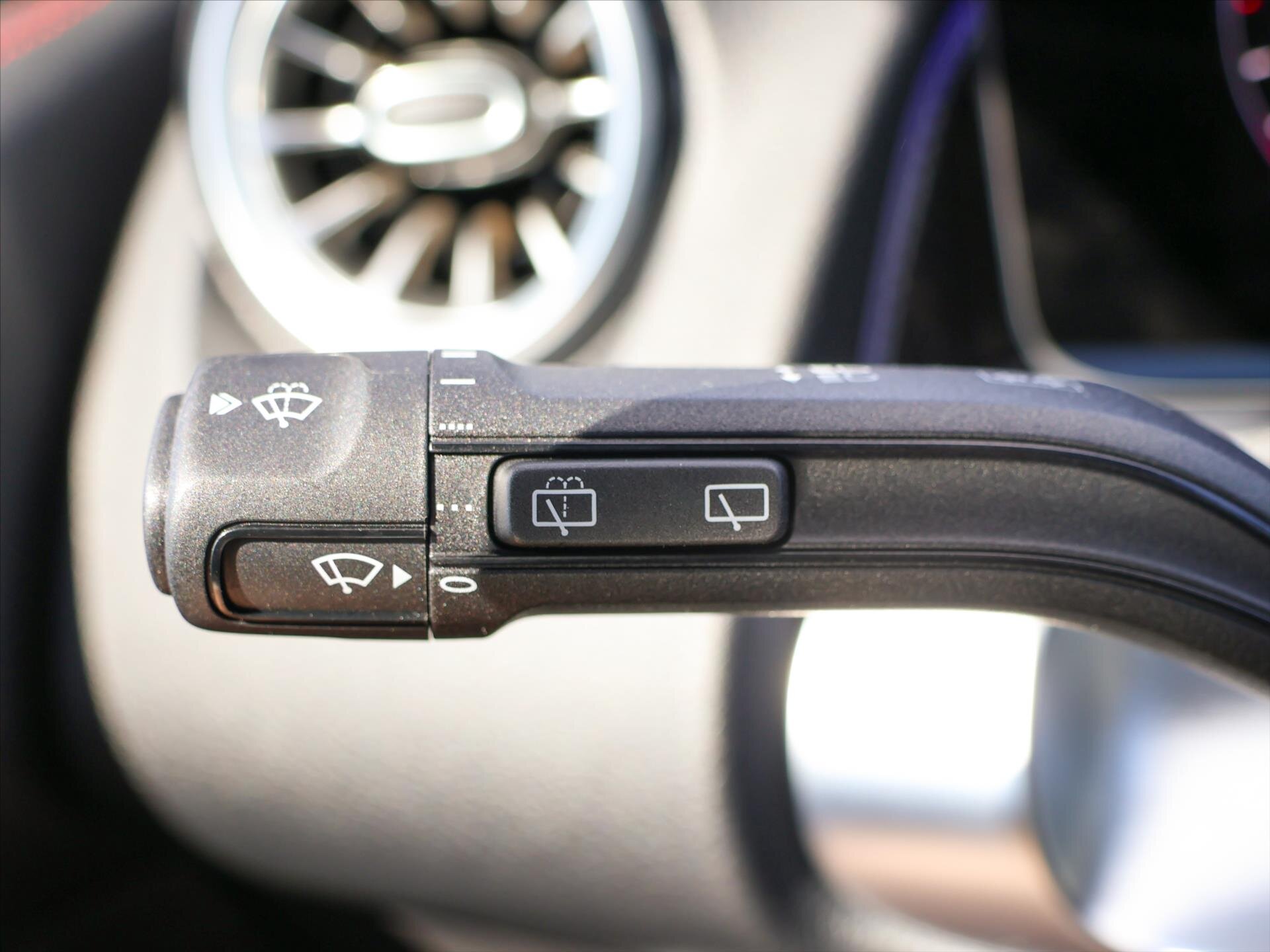 Mercedes-Benz GLB SUV 2,0 l 110 kw