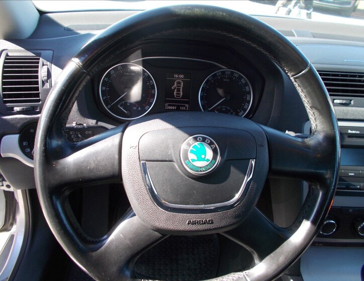 Škoda Octavia Kombi 1,6 l 77 kw